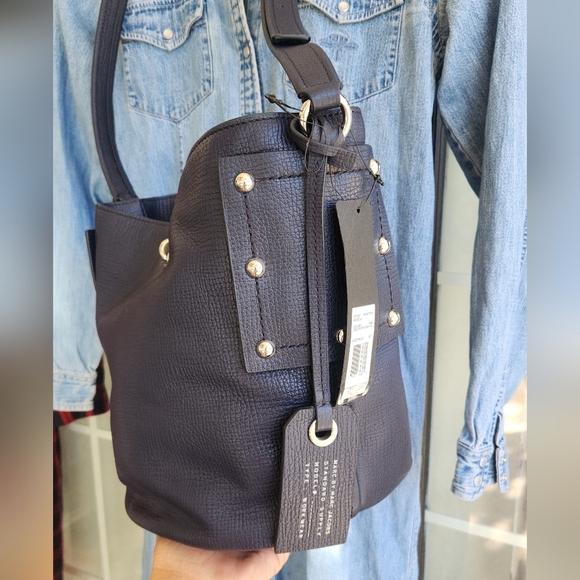 Marc by Marc Jacobs C-Lock‎ Bucket - Picture 3 of 10